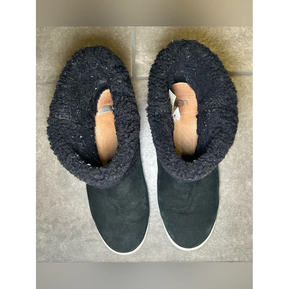 UGG Mika Black Suede Slip On Winter Cuffed Sneaker Snow Boots Womens Shoe Size 8